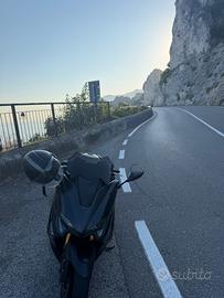Yamaha t max 530 2017