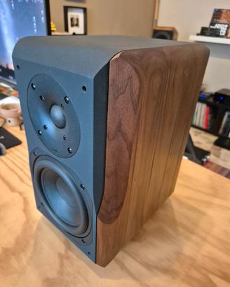Chario Delphinius MKII + Stand