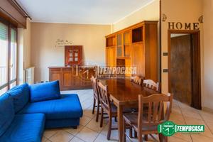 QUADRILOCALE PANORAMICO ALL'ULTIMO PIANO - BELLINZ