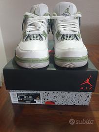 NIKE AIR JORDAN 4RETRO