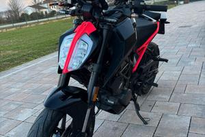 Ktm duke 125