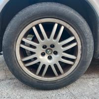 Cerchi da 17 alfa crosswagon q4 gommati