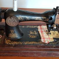 Macchina da cucire Singer anni 50