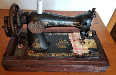 Macchina da cucire Singer anni 50