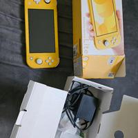 Nintendo Switch lite Gialla
