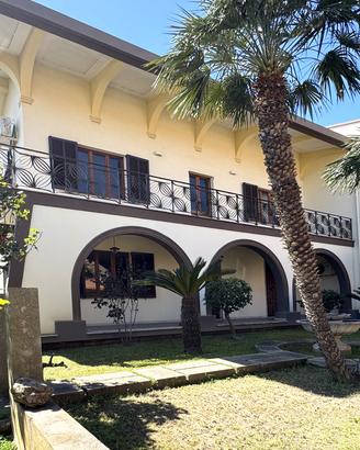 Prestigiosa villa indipendente a Capoterra