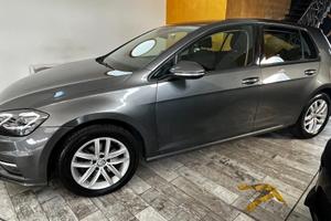 VOLKSWAGEN Golf 2.0 TDI DSG 5p. Business BlueMot