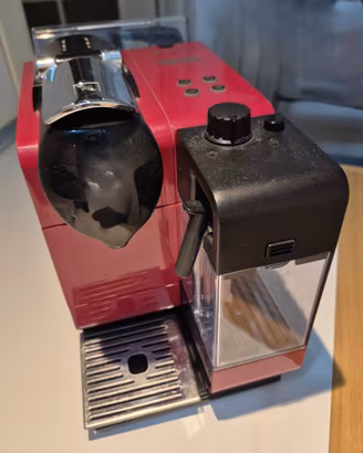 NESPRESSO DE LONGHI