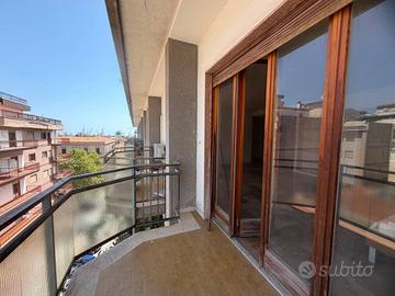 Appartamento di 170 m² con 5 locali a Palermo