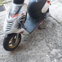 TITOLO: Aprilia Sonic 50 GP (Liquido) 
