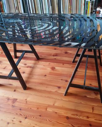 Scrivania IKEA GLASHOLM in vetro temperato 148X72