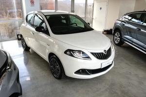 Lancia Ypsilon 1.0 FireFly 5 porte S&S Hybrid Gold