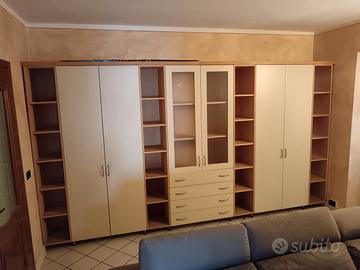 armadio per salotto o studio 