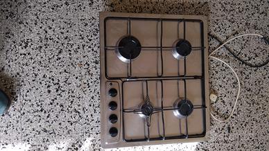 Piano cottura 4 fuochi 