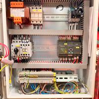 Quadro elettrico in BLOCCO O PEZZI SINGOLI PLC