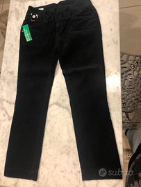 Pantalone nero di velluto a coste