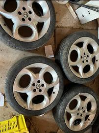 CERCHI IN LEGA R17 x ALFA ROMEO 147 + PNEUMATICI 