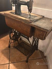 Macchina da cucire singer a pedale