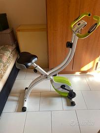 Cyclette pieghevole