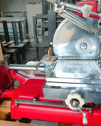 AFFETTATRICE  A VOLANO OMAS/BERKEL lama 37