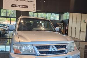 Mitsubishi Pajero 3.2 16V DI-D 5p. GLX 7 posti
