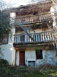 Casa a Chiesanuova (TO)