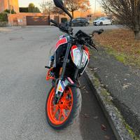 KTM  Duke