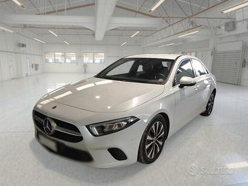 MERCEDES-BENZ A 180 D AUTOMATIC BUSINESS 4 PORTE B