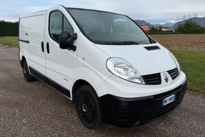 RENAULT TRAFIC 2.0 CTDi 115 CV 6 MARCE CLIMA AUTO