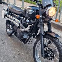 Triumph 900 Scrambler