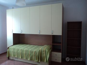 Stanza SINGOLA x DONNA (Ottavia-Torrevecchia)