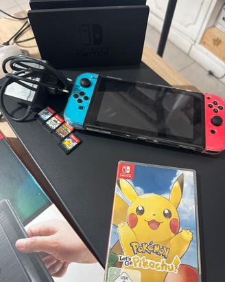 Nintendo switch con 4 giochi originali.