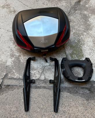 Givi V47 Monokey con piastra e portapacchi