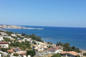 595866 Viale Magna Graecia: In Villa Bifamiliare