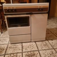 Cucina 4 Fuochi A Metano