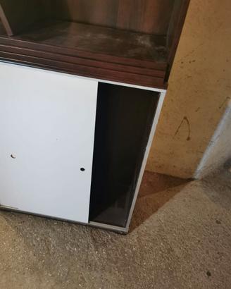 Librerie IKEA con modifica