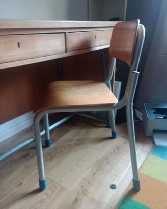 Cattedra e sedia vintage