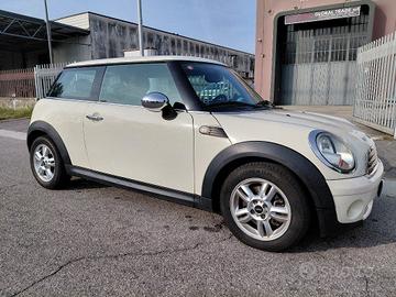 MINI One 1.4 16V One (55kW) Neo Patentati