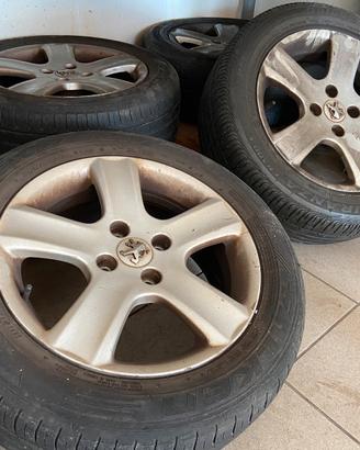 Cerchi e pneumatici 205 55 r16
