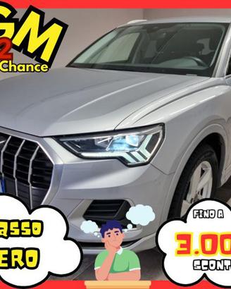 AUDI Q3 35 TFSI Business Advanced