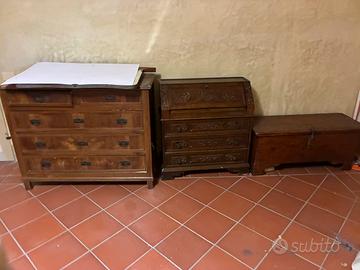 Mobili in legno per scenografia