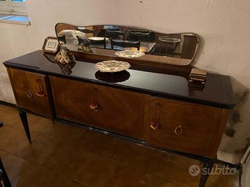 Mobili metà anni 50