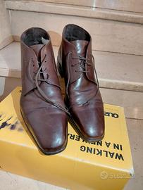 Scarpe stringate marroni