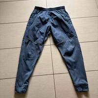 pantaloni under armour