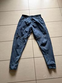 pantaloni under armour