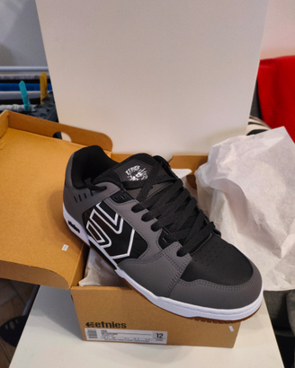 Etnies FAZE