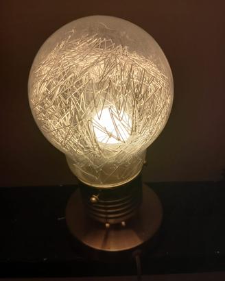 Lampada da tavolo
