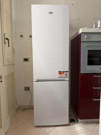 FRIGORIFERO BEKO MODELLO RCNA305K40WN