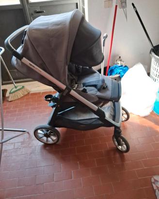 Passeggino e navicella aptica inglesina