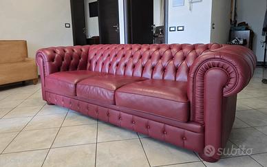 Divano Made in Italy tipo Chesterfield